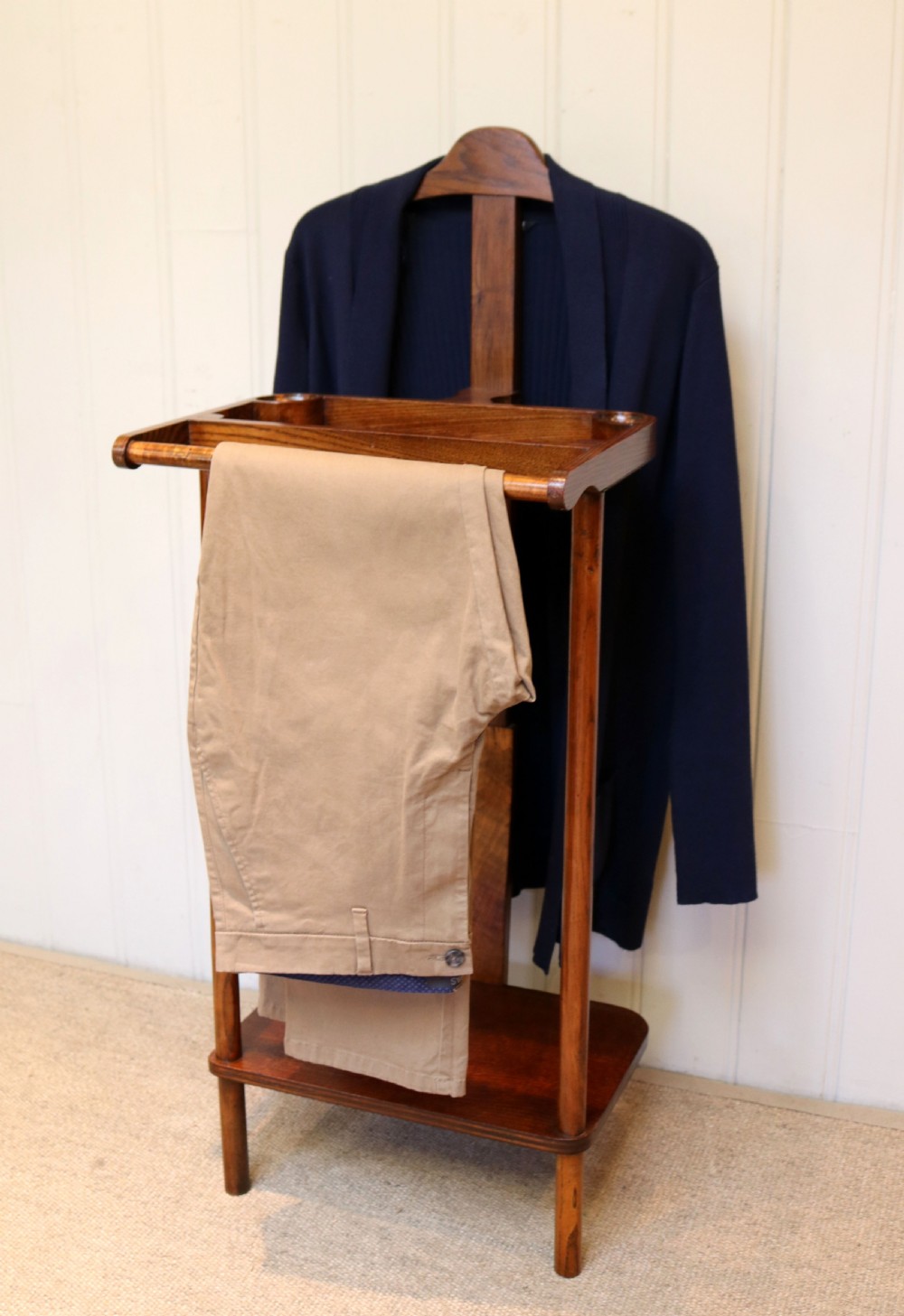 Oak Valet Stand View V