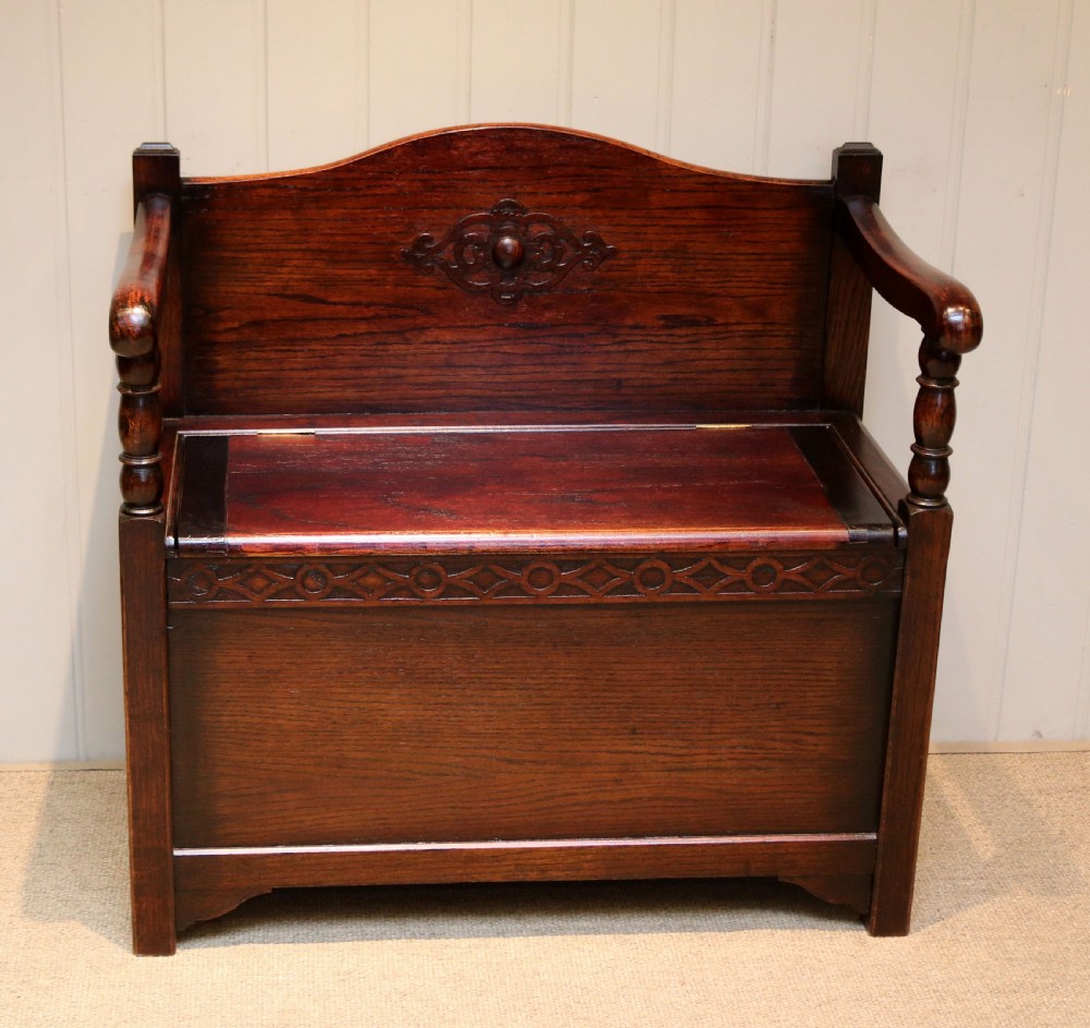 Small Oak Bench View VII