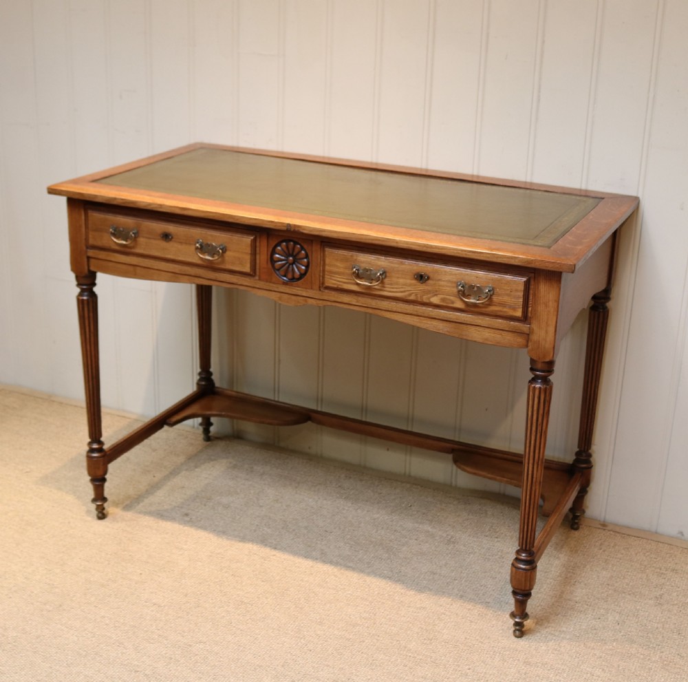 Late 19th Century Oak Writing Desk View III
