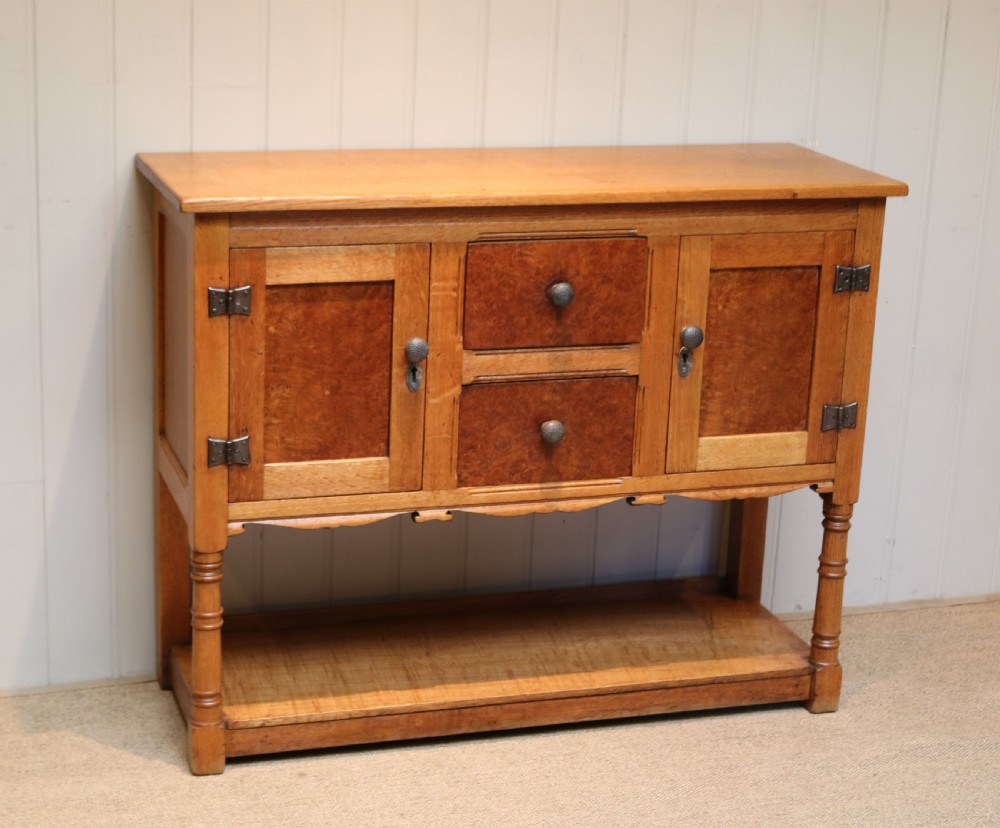 Cotswold Style Oak Sideboard