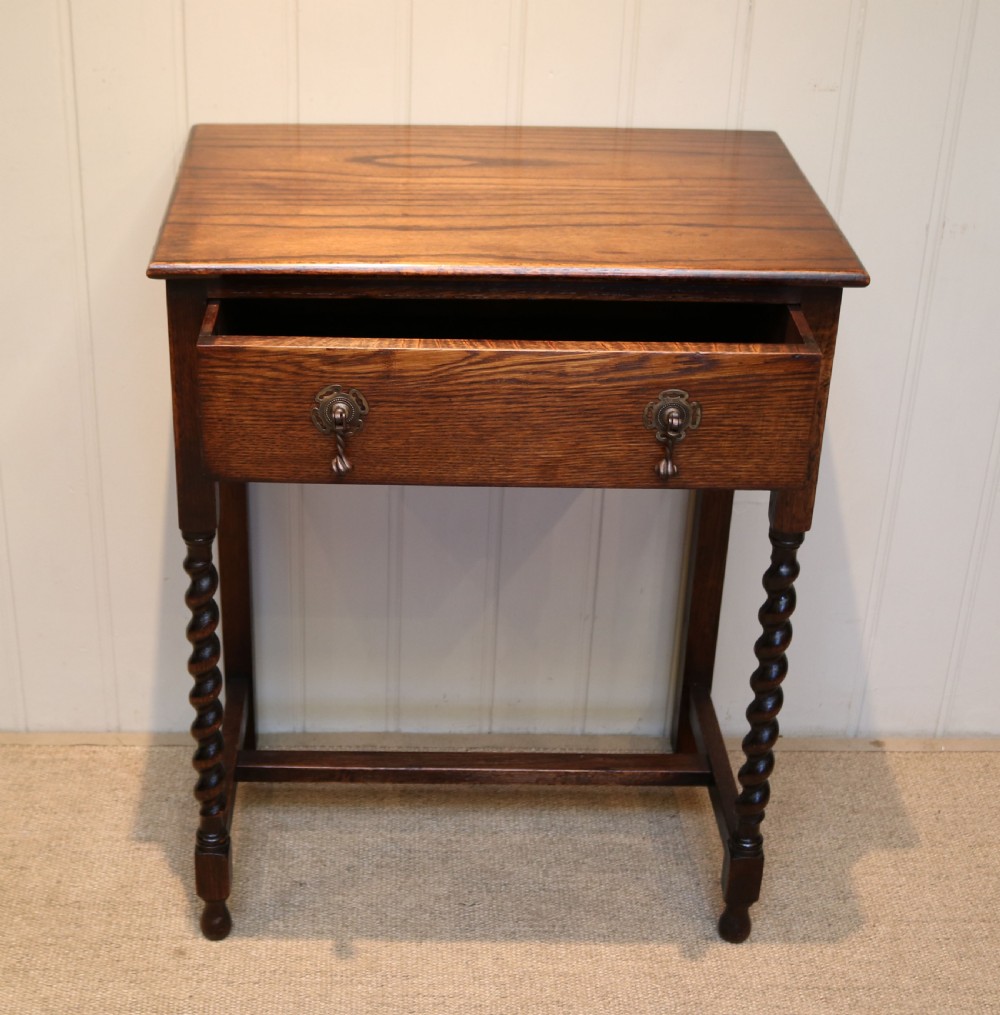 Oak Side Table View VI