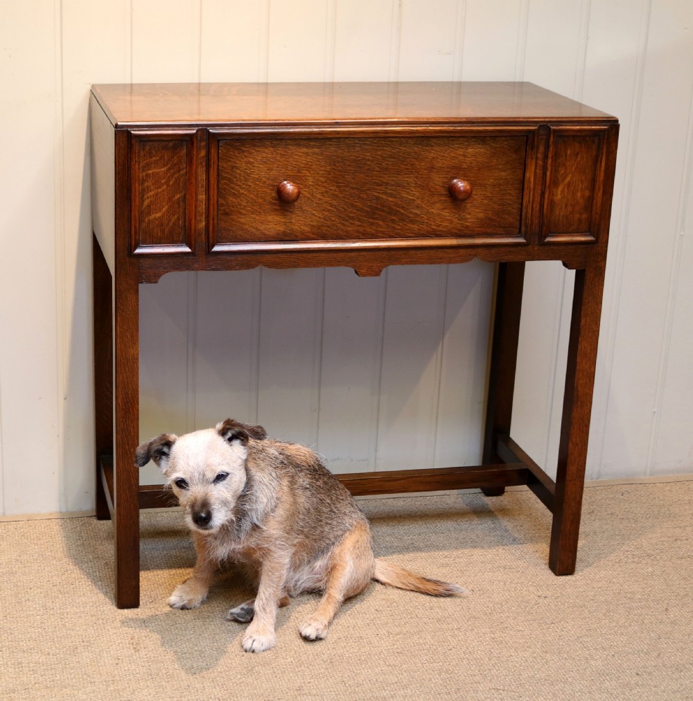 Oak Side Table View IV