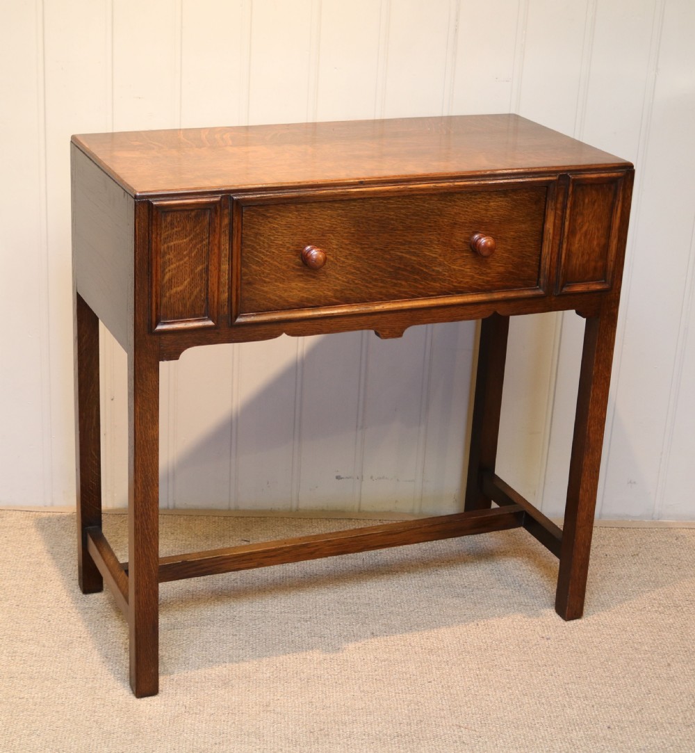 Oak Side Table View VI