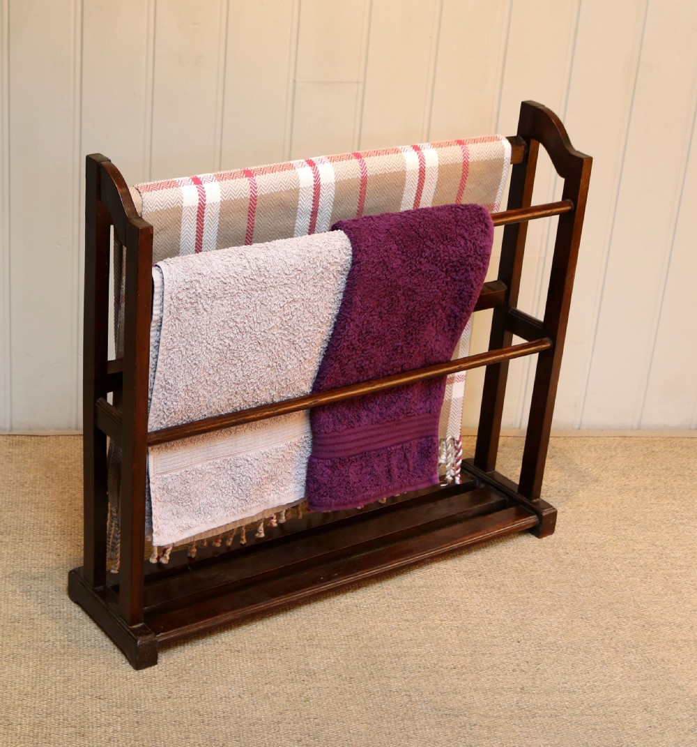Oak Towel Rail View IV