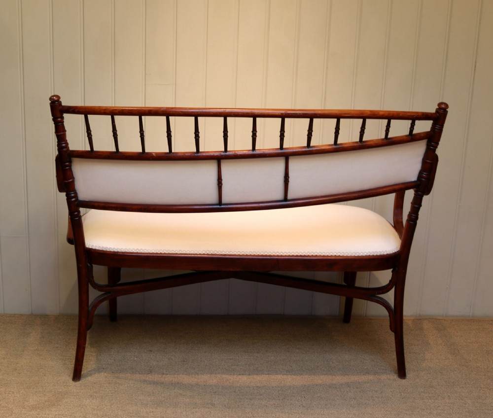 Bentwood Settee View IV