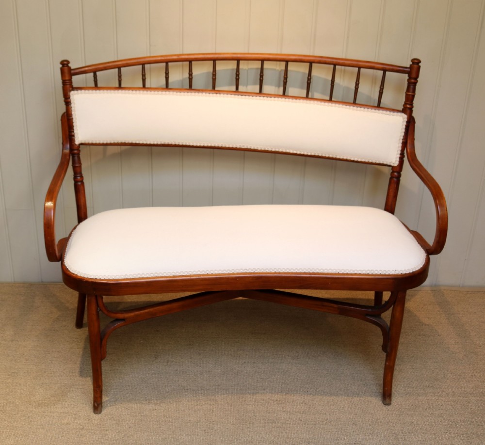 Bentwood Settee View V