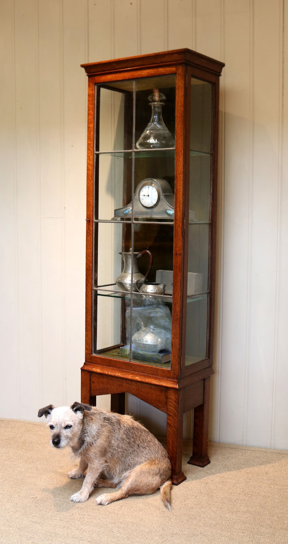 Oak Arts And Crafts Display Cabinet View VII