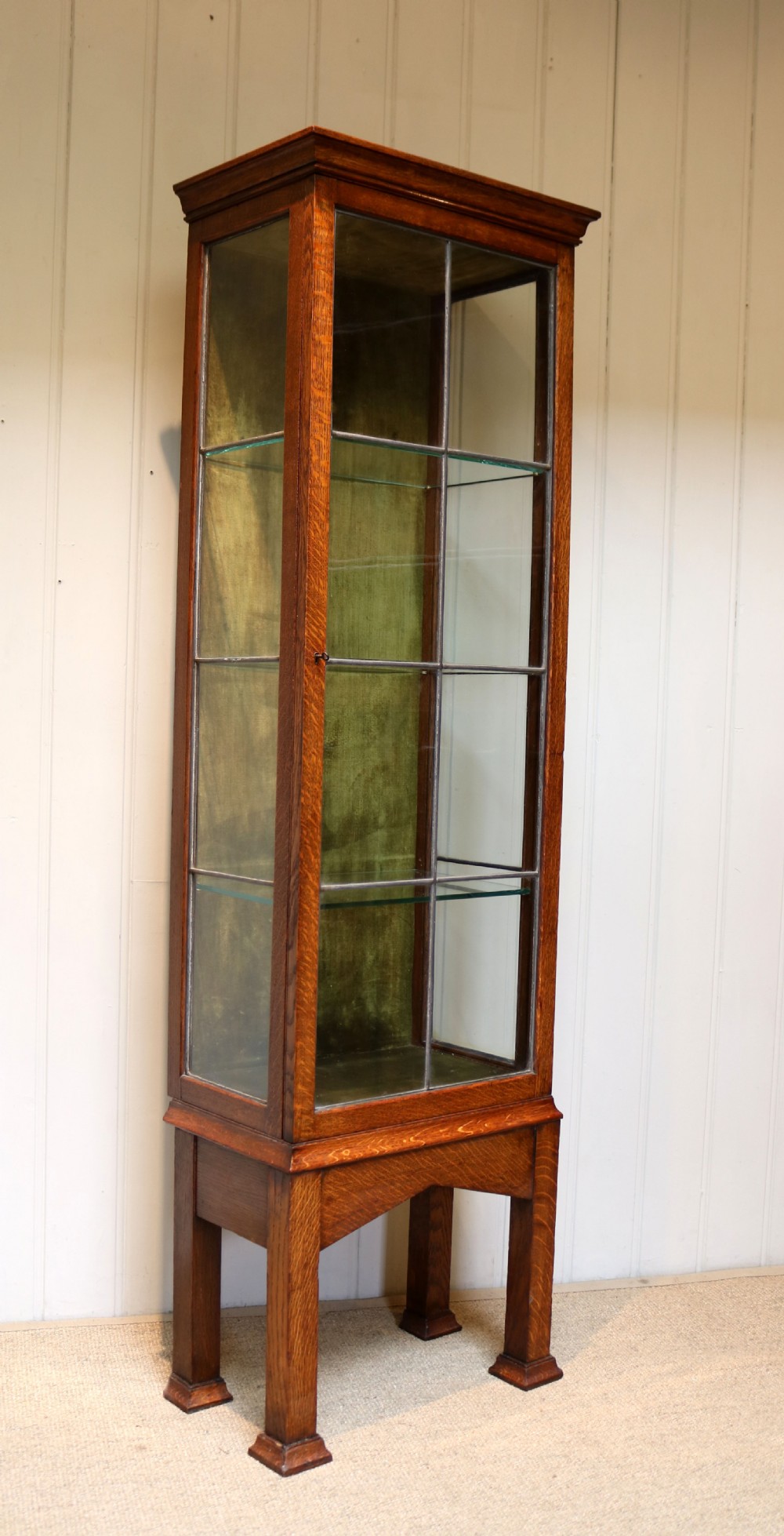 Oak Arts And Crafts Display Cabinet View VIII