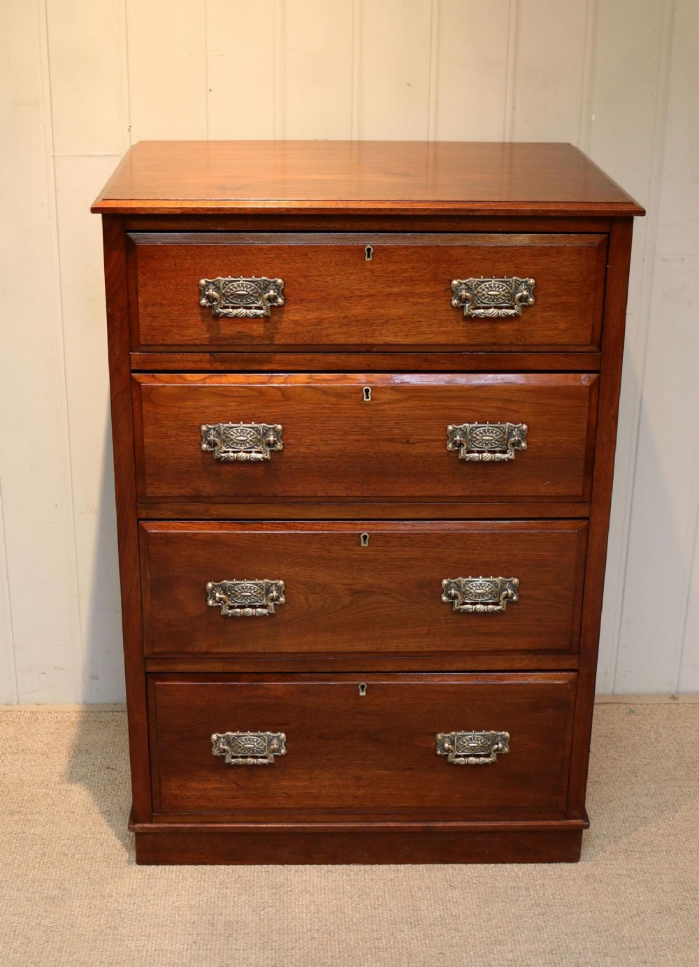 Edwardian Walnut Chest Of Drawers