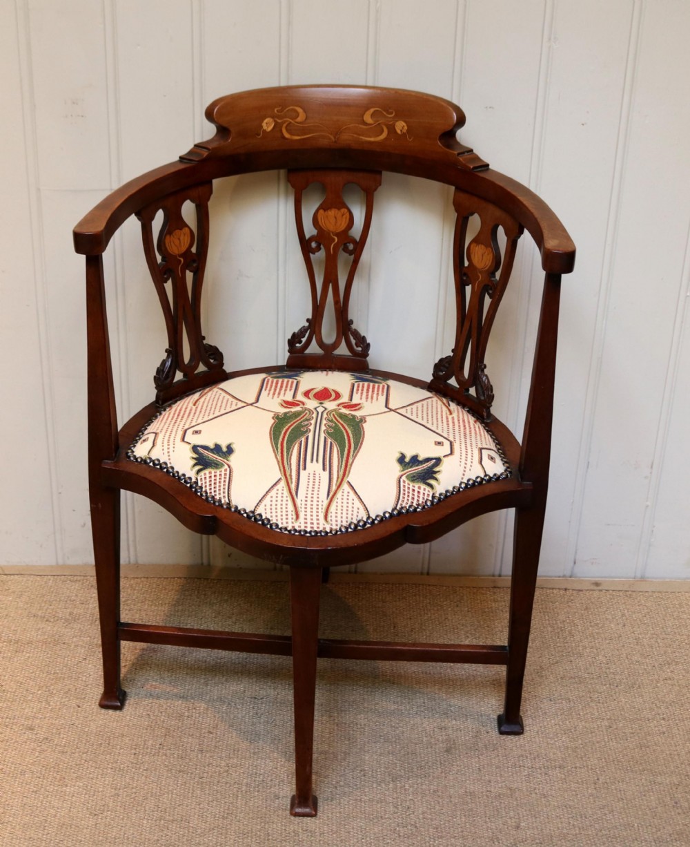 Mahogany Art Nouveau Corner Chair