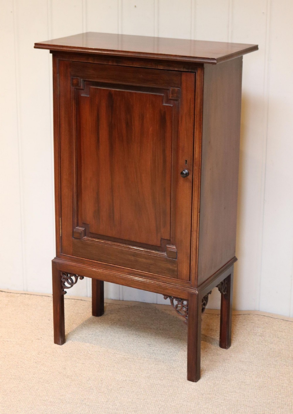 Mahogany Side Cabinet