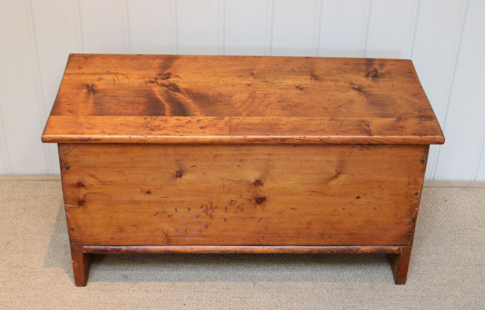 Small Proportioned Pine Coffer