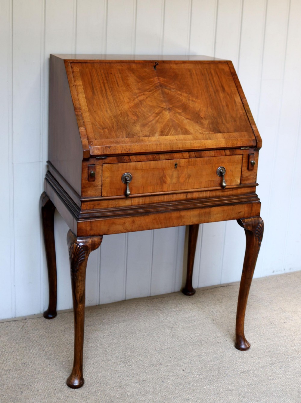 Walnut Ladies Bureau