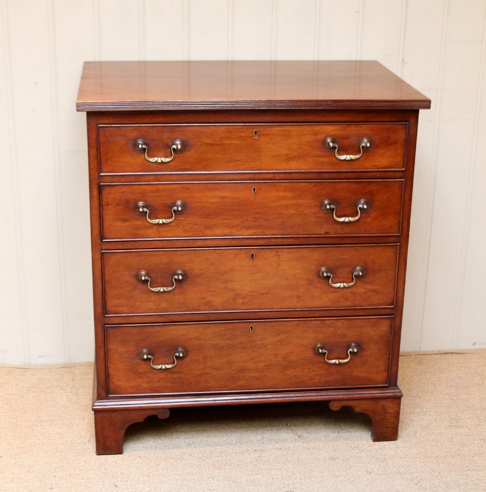 Edwardian Mahogany Chest Of Drawers