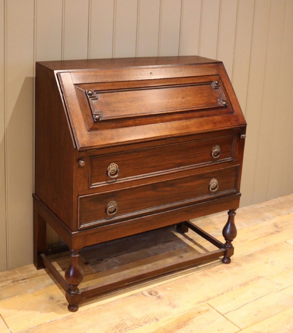 1930s Oak Bureau