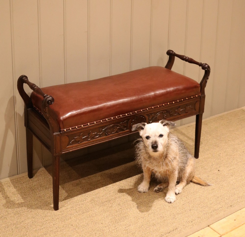 Mahogany Duet Stool View V