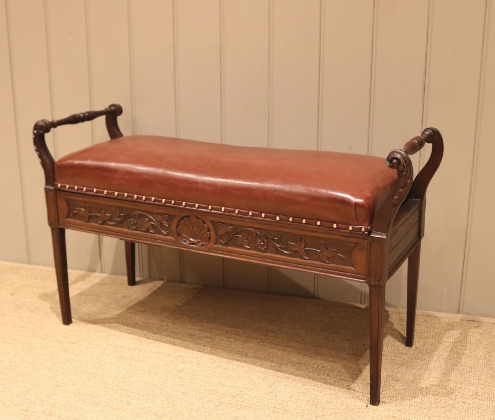 Mahogany Duet Stool View VI