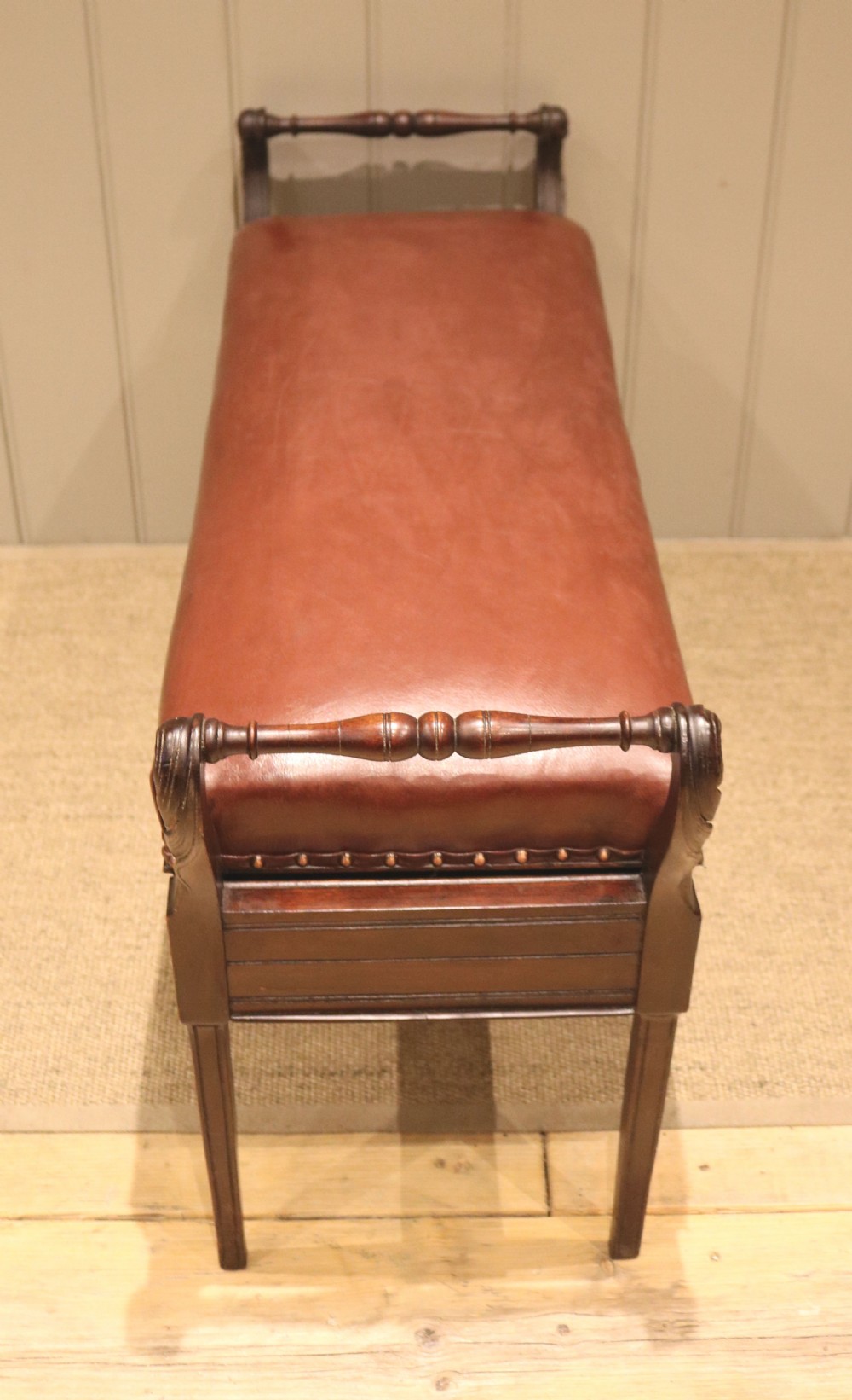 Mahogany Duet Stool View VII