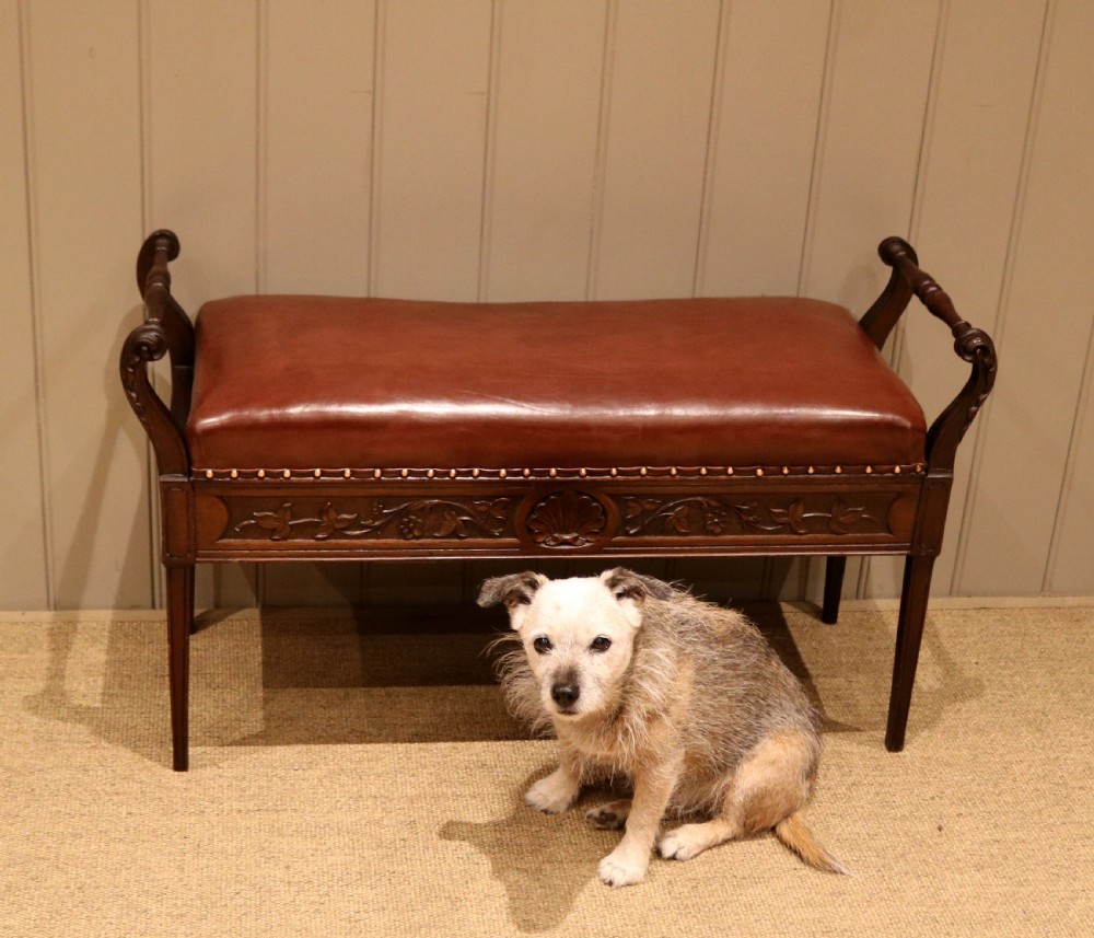 Mahogany Duet Stool View X