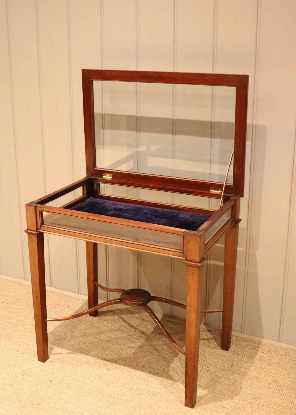 Small Edwardian Mahogany Bijouterie Table View II