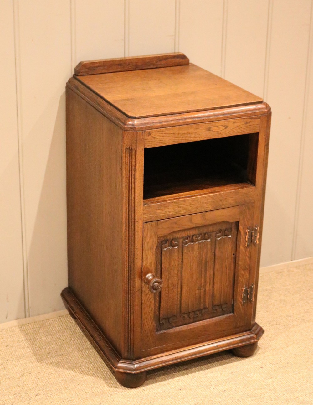 Single Oak Bedside Cabinet View III