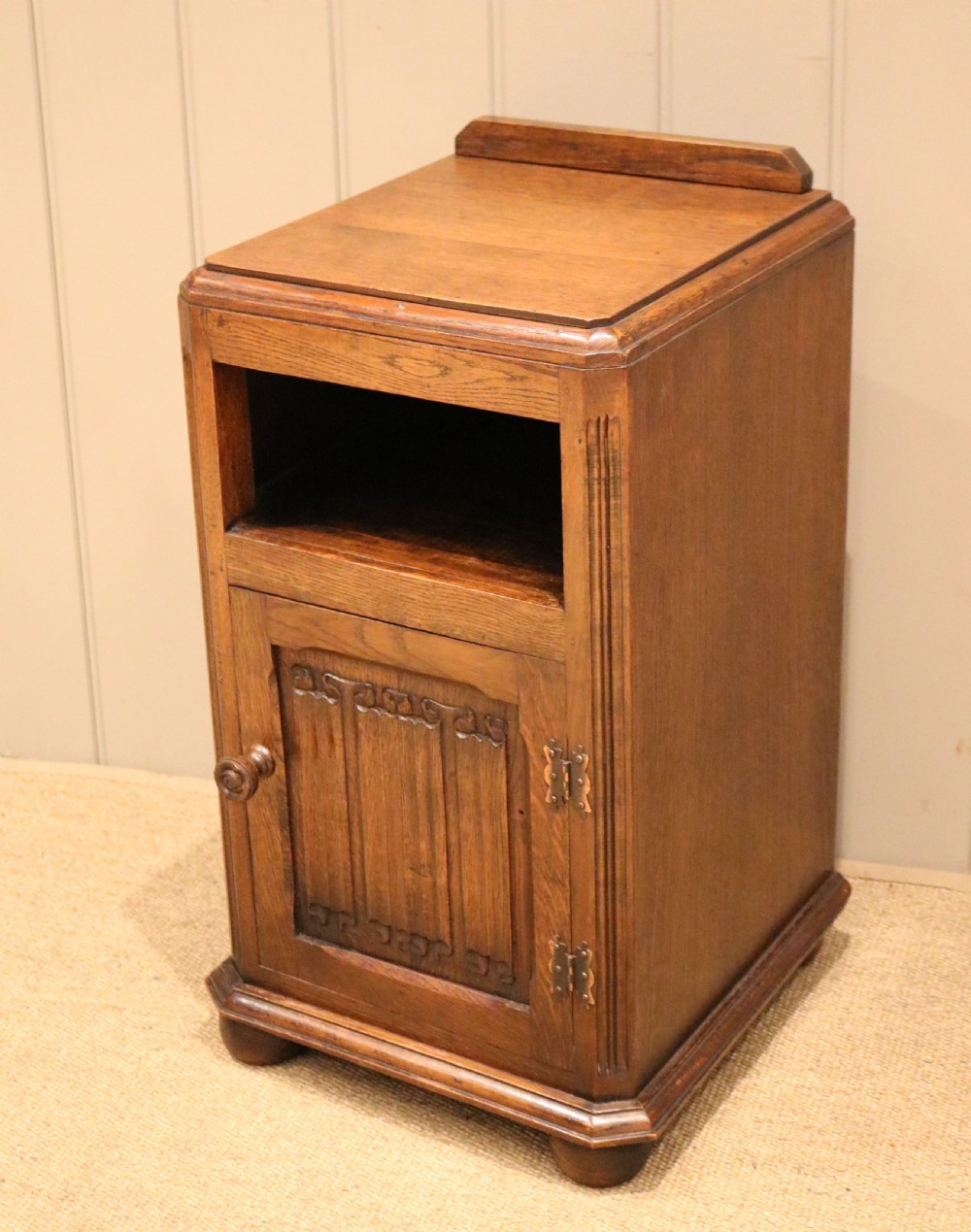 Single Oak Bedside Cabinet View VIII