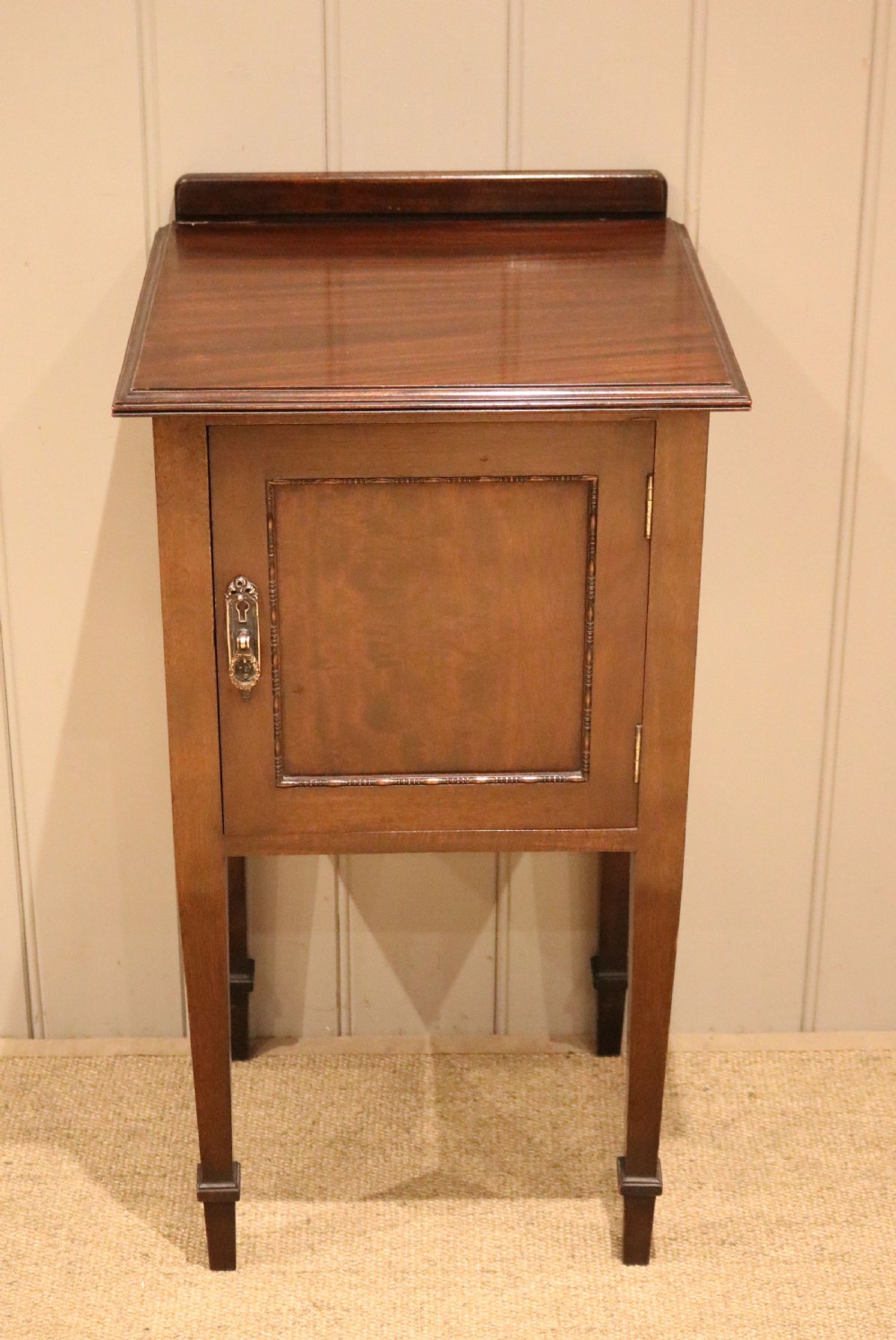 Single Mahogany Pot Cupboard
