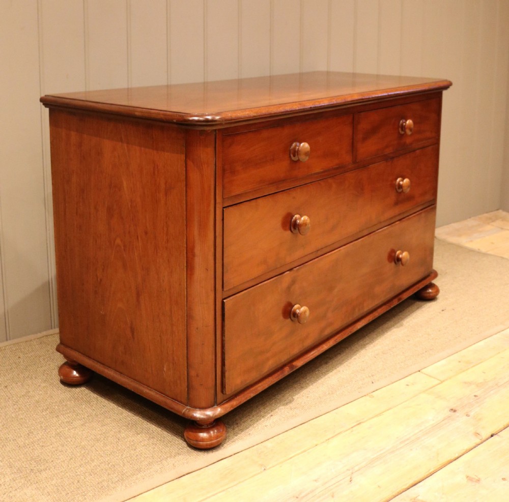 Late 19th Century Mahogany Chest Of Drawers View V