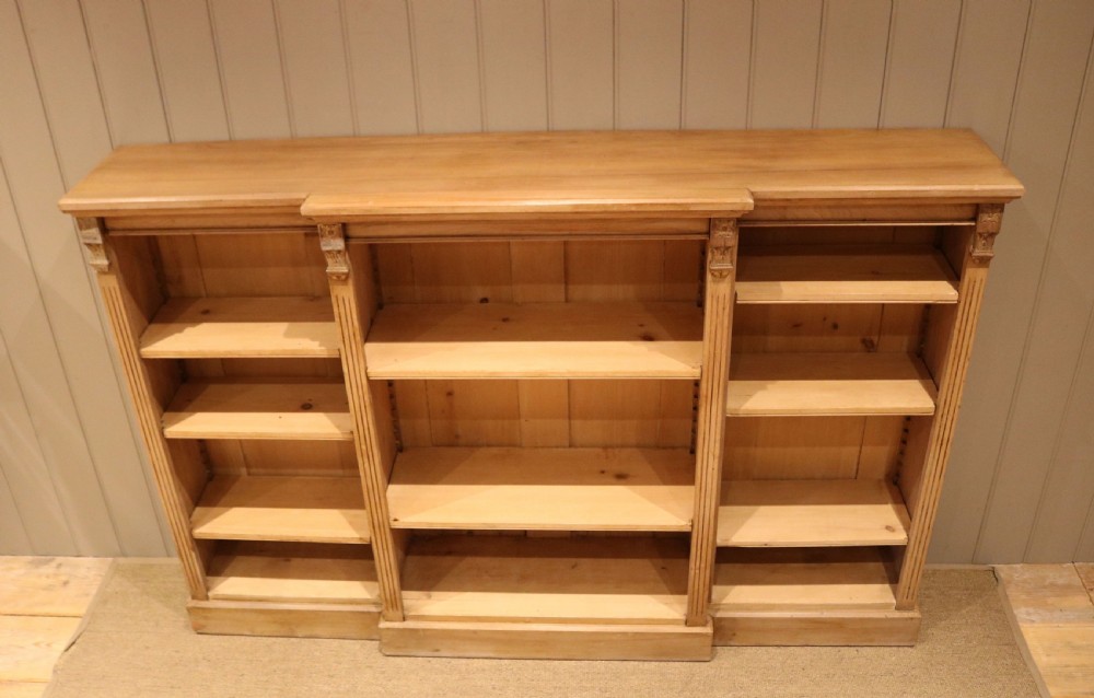 Substantial Mid 19th Century Open Breakfront Pine Bookcase View VII