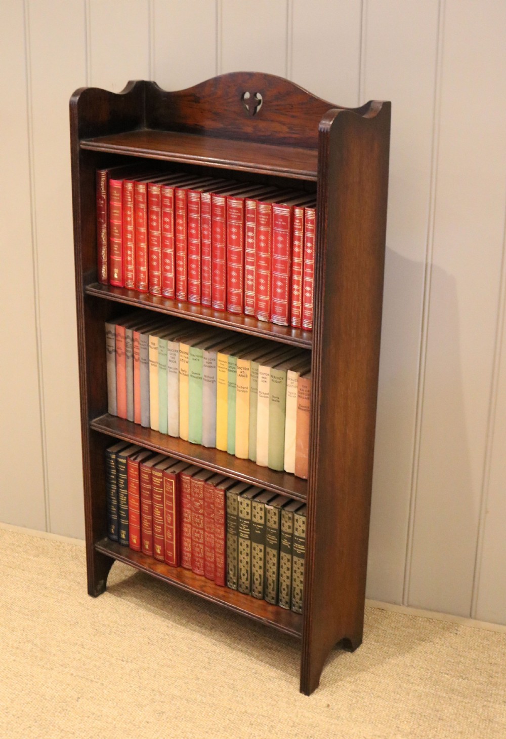Oak Open Bookcase View VII