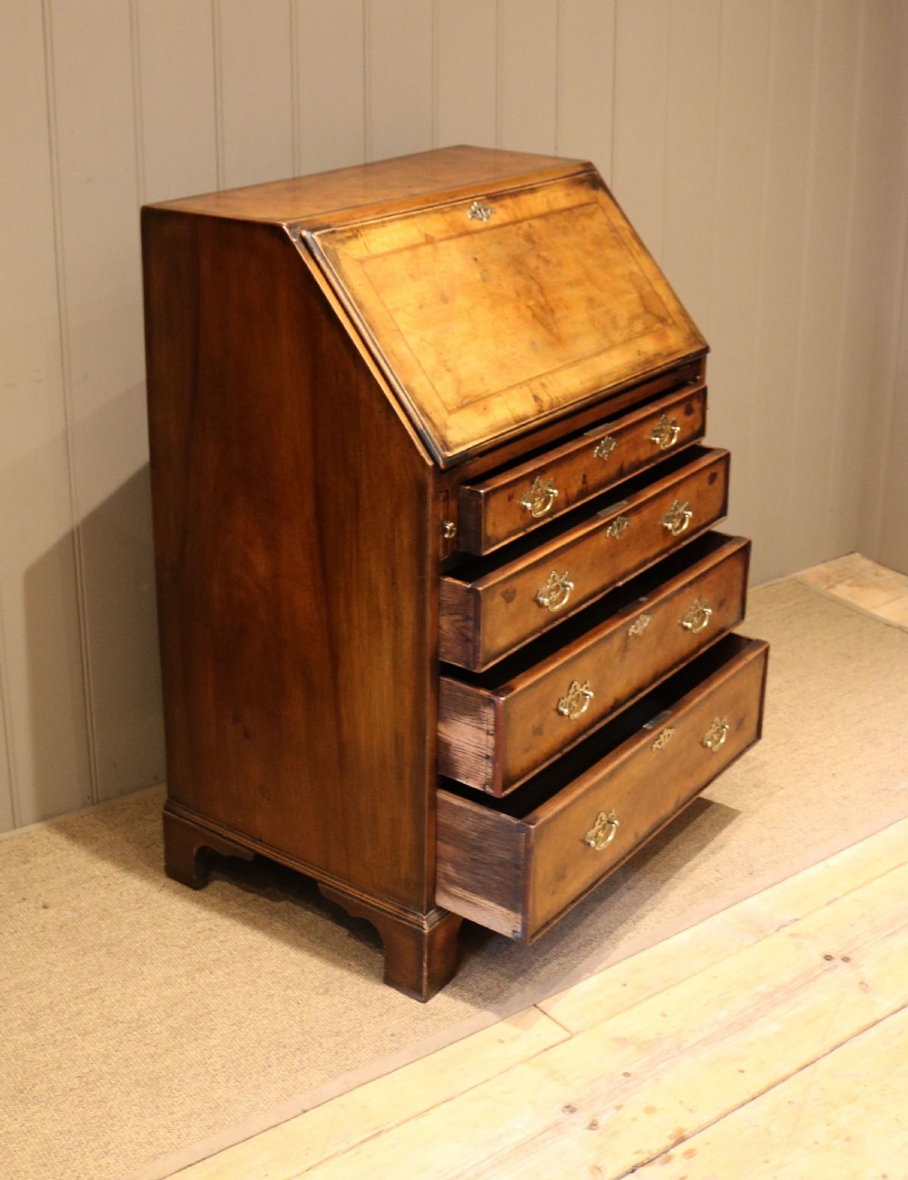 1930s Walnut Bureau View VII