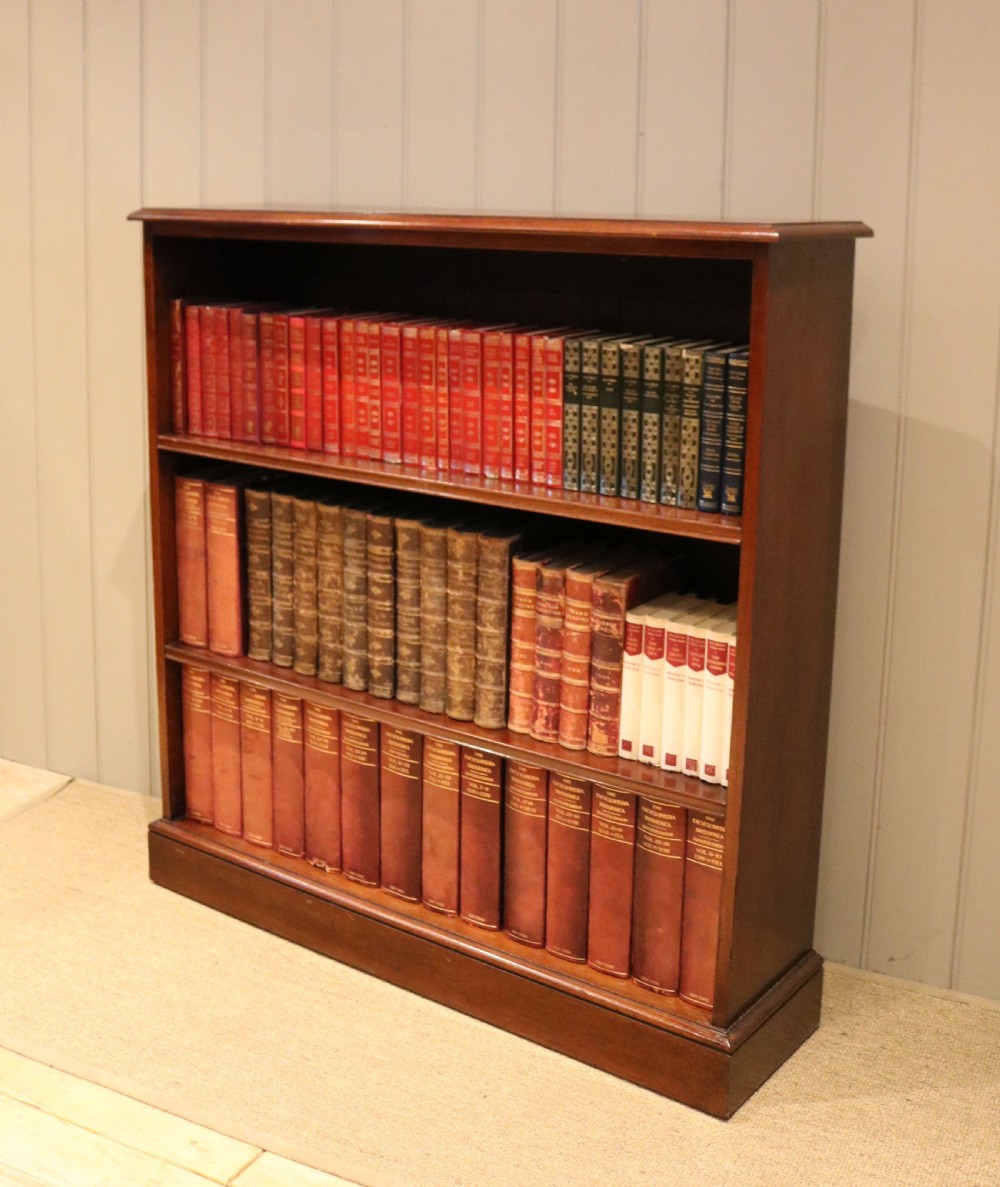 Mahogany Open Bookcase View X