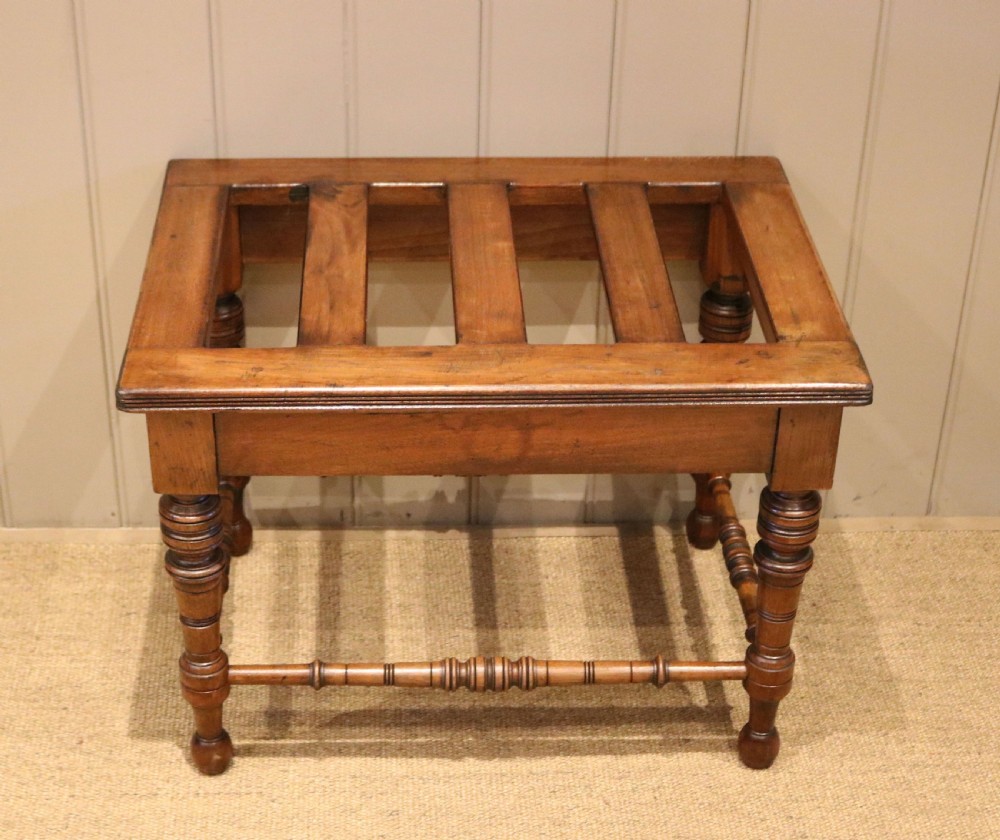 Walnut Luggage Stand