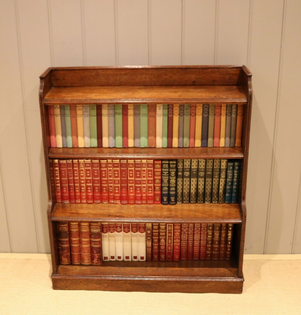 Oak Open Graduated Bookcase