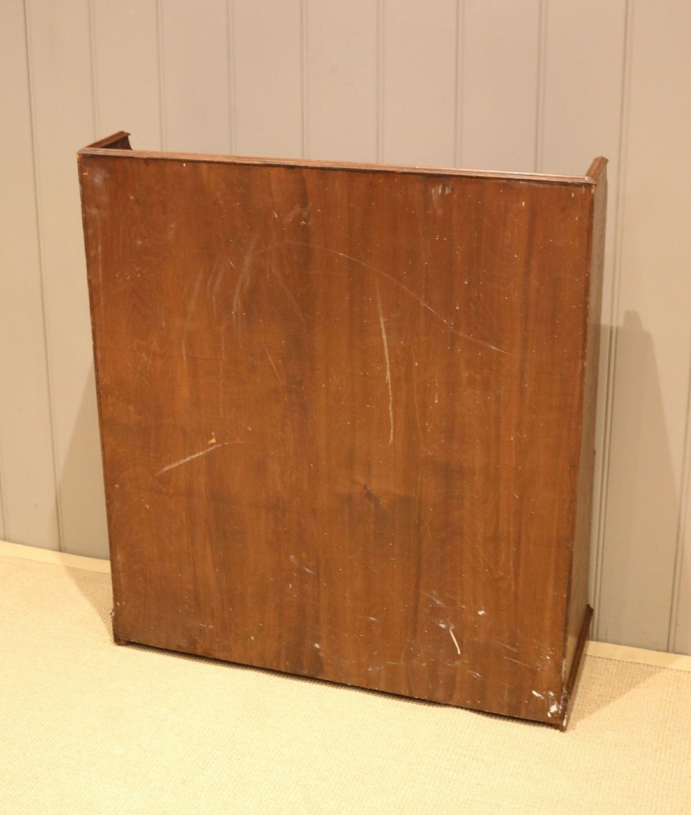 Oak Open Graduated Bookcase View XII
