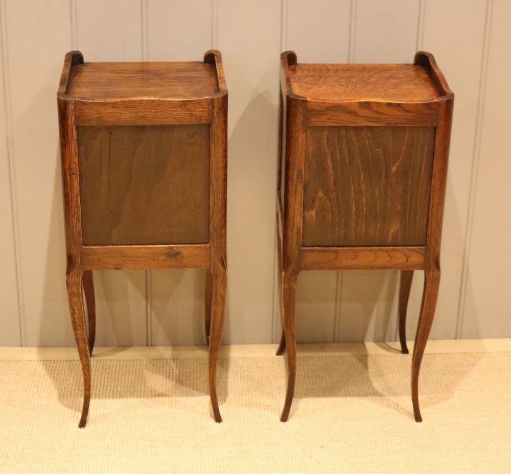 Pair Of Small Proportioned Oak Bedside Cabinets View VIII