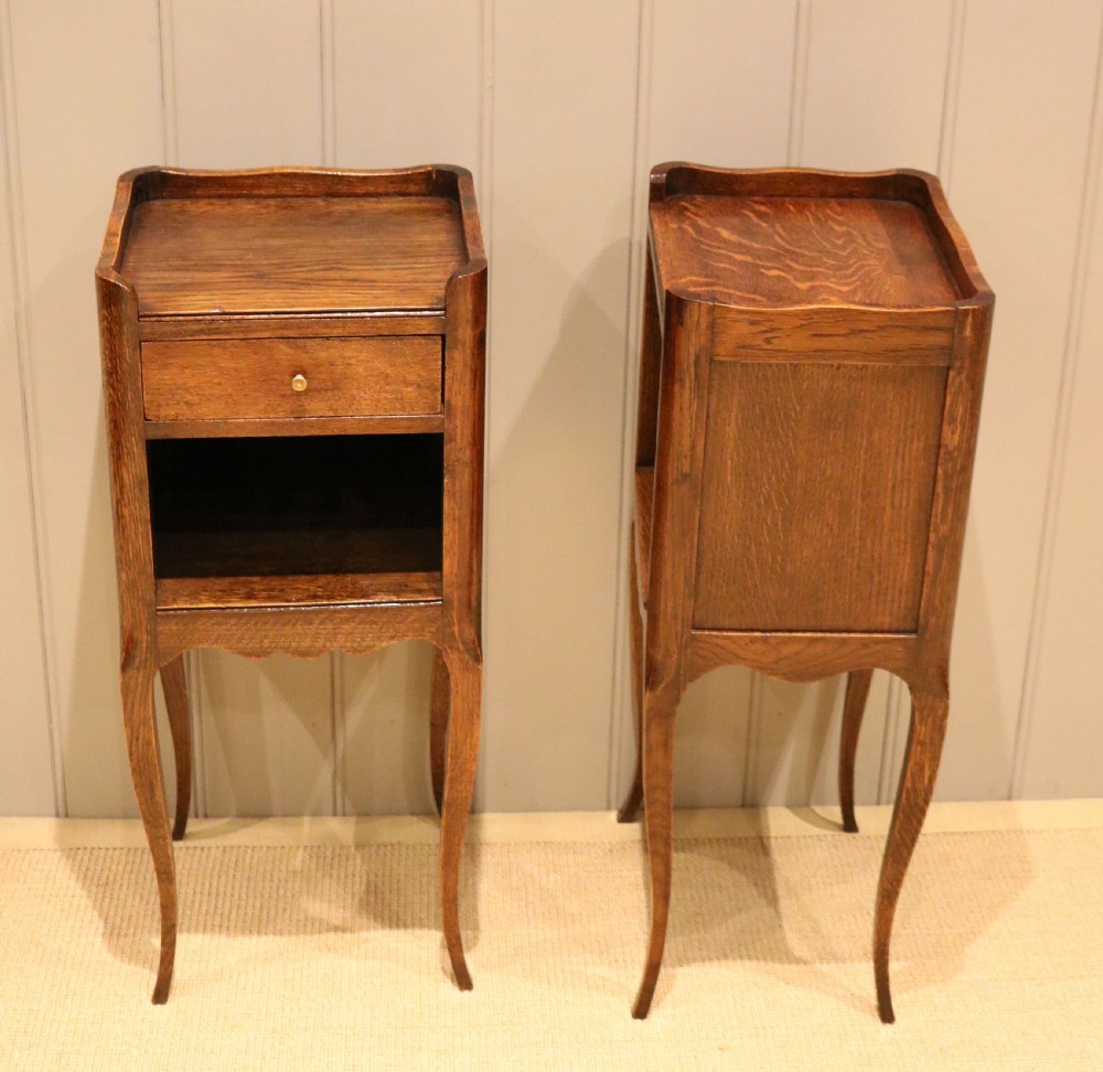 Pair Of Small Proportioned Oak Bedside Cabinets View IX