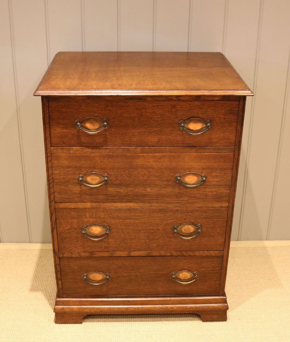 Edwardian Oak Chest of Drawers