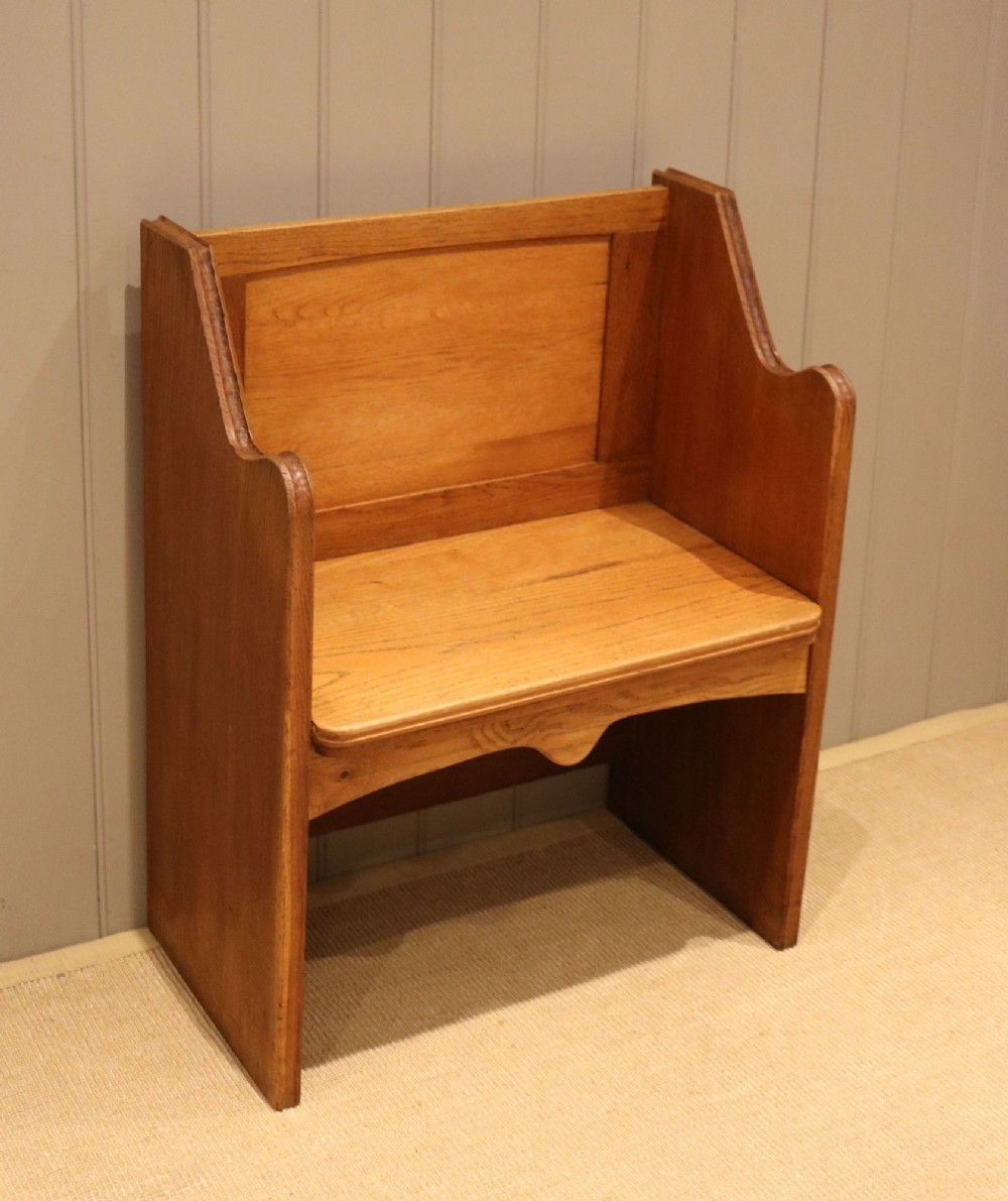 Small Light Oak Pew