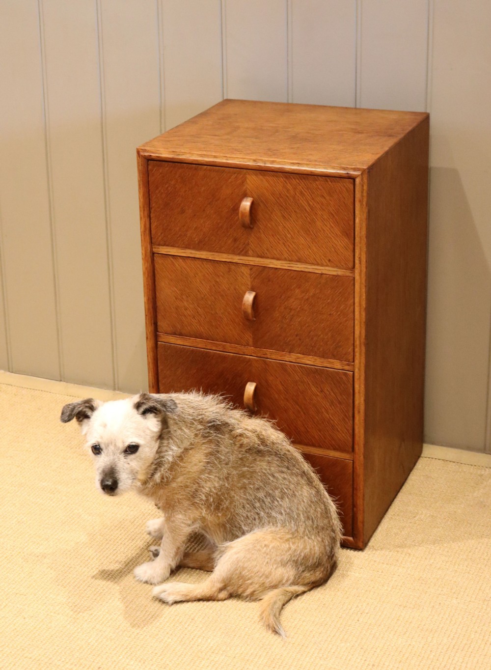 Small Oak Chest of Drawers View IX