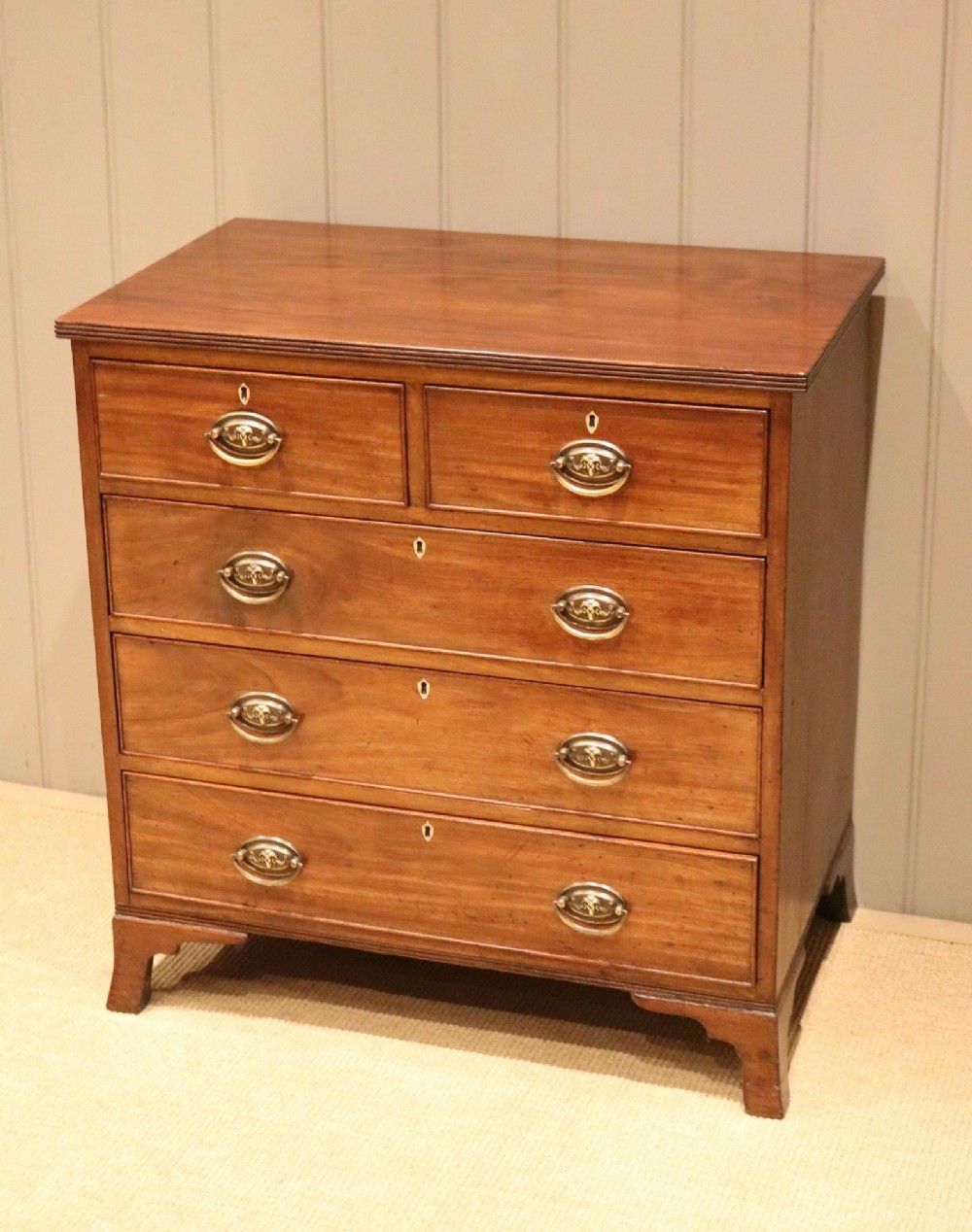Georgian Style Mahogany Chest Of Drawers