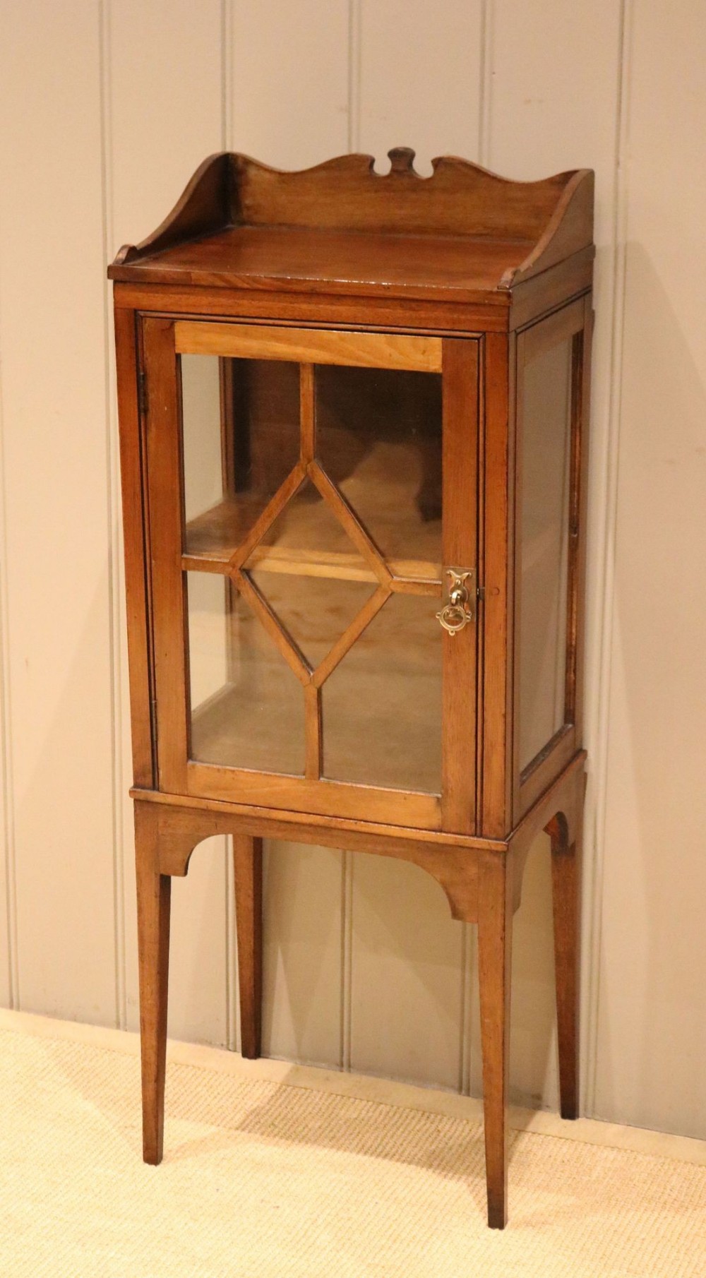Edwardian Mahogany Glazed Cabinet