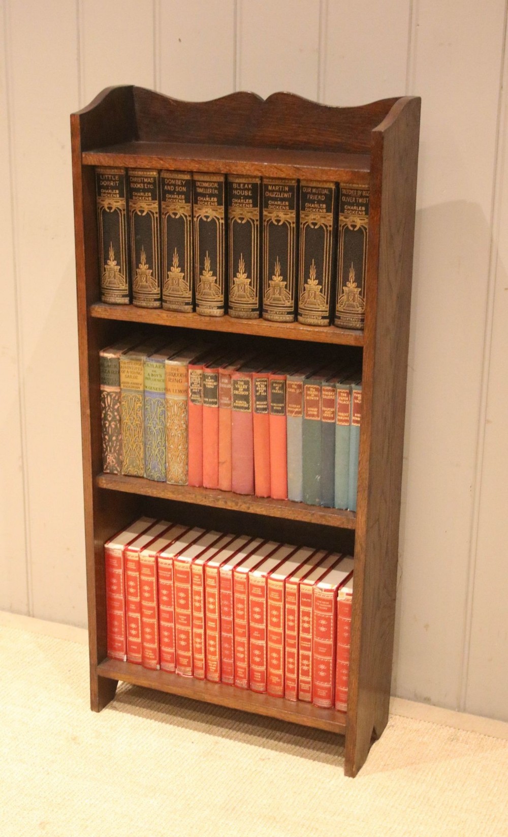 Small Proportioned Oak Open Bookcase