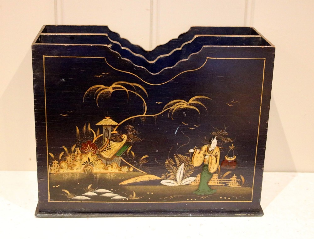 Chinoiserie Magazine Rack