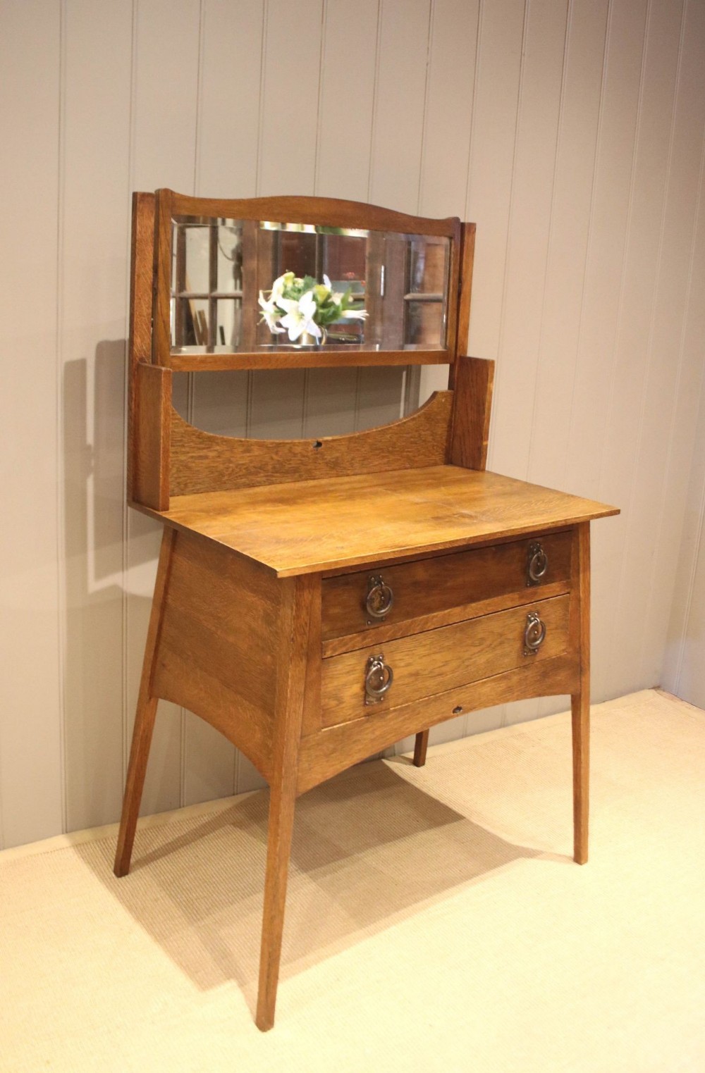 Arts & Crafts Solid Oak Dressing Chest