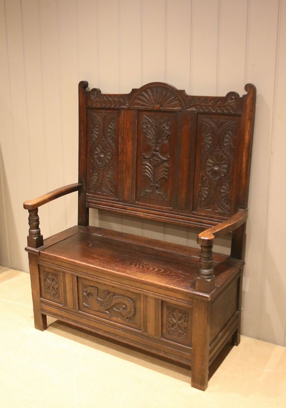 Mid 19th Century Oak Settle