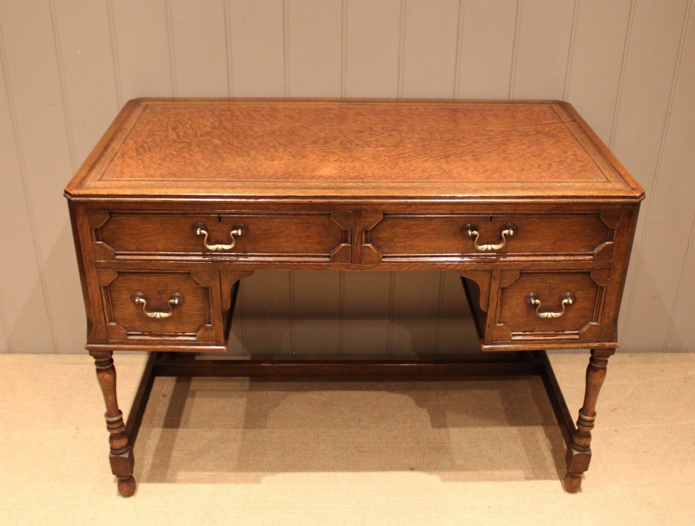 1920s Oak Kneehole Desk