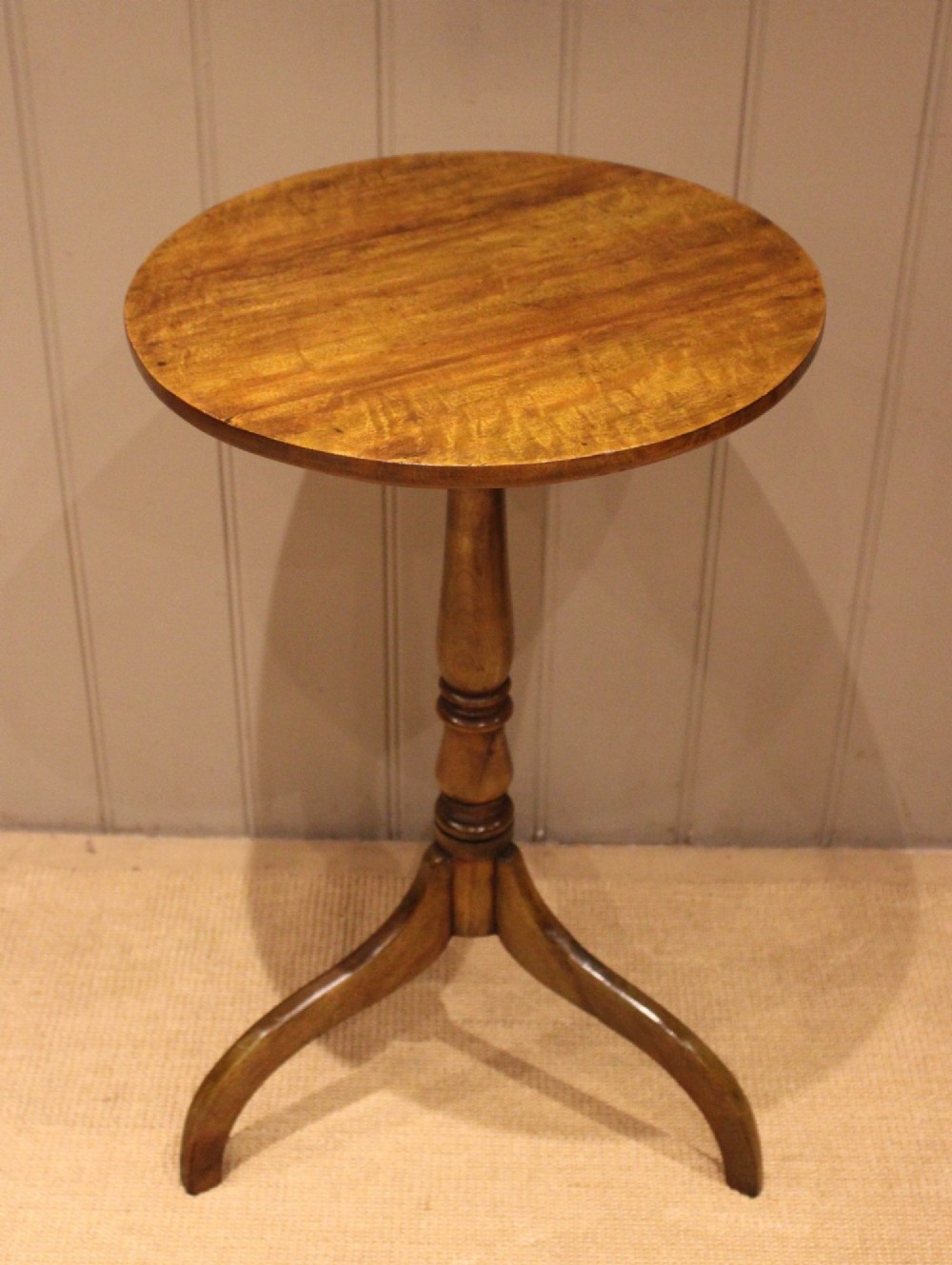 Early 19th Century Sycamore Table
