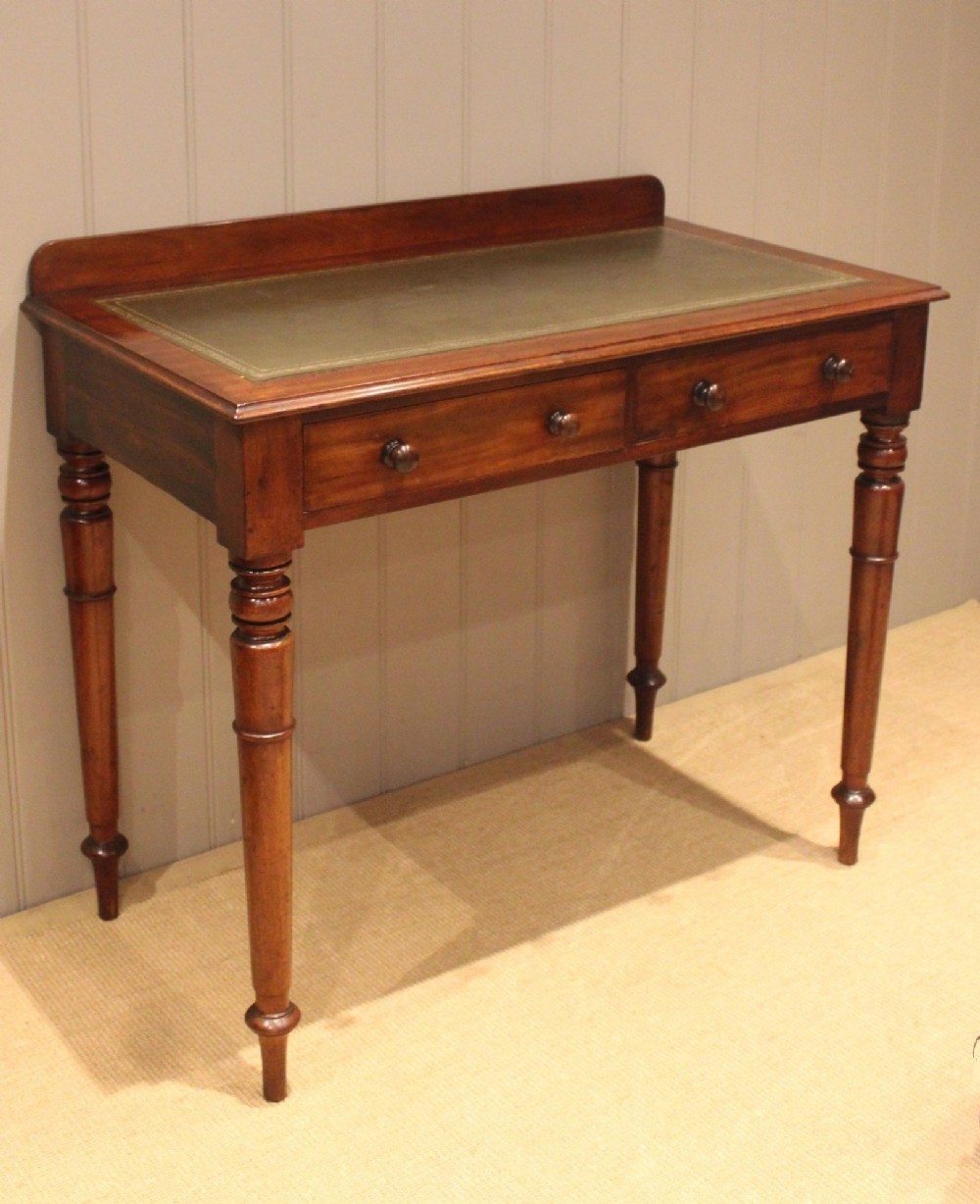 Late 19th Century Mahogany Desk