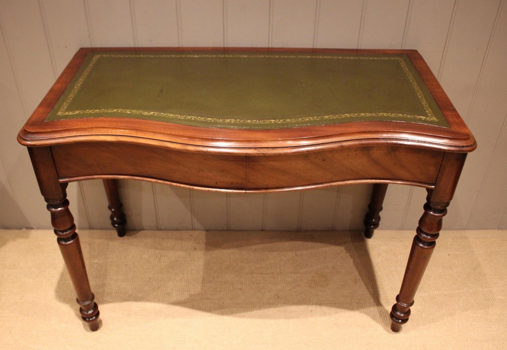 Late 19th Century Mahogany Serpentine Writing Desk